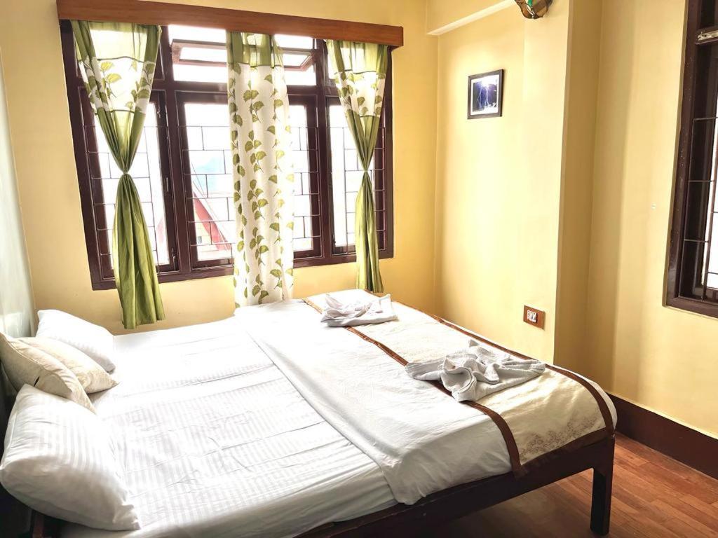 Hotel Red Rose Gangtok Luaran gambar